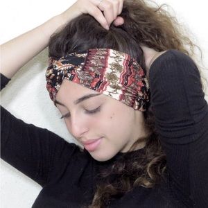 Set of 4 headwraps EUC